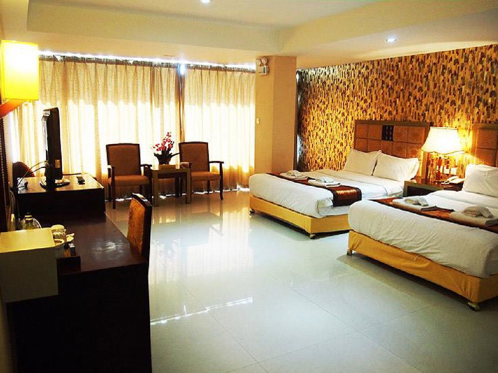 The Privi Suites Паттая Екстер'єр фото