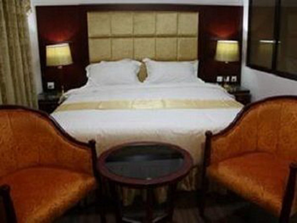 The Privi Suites Паттая Екстер'єр фото