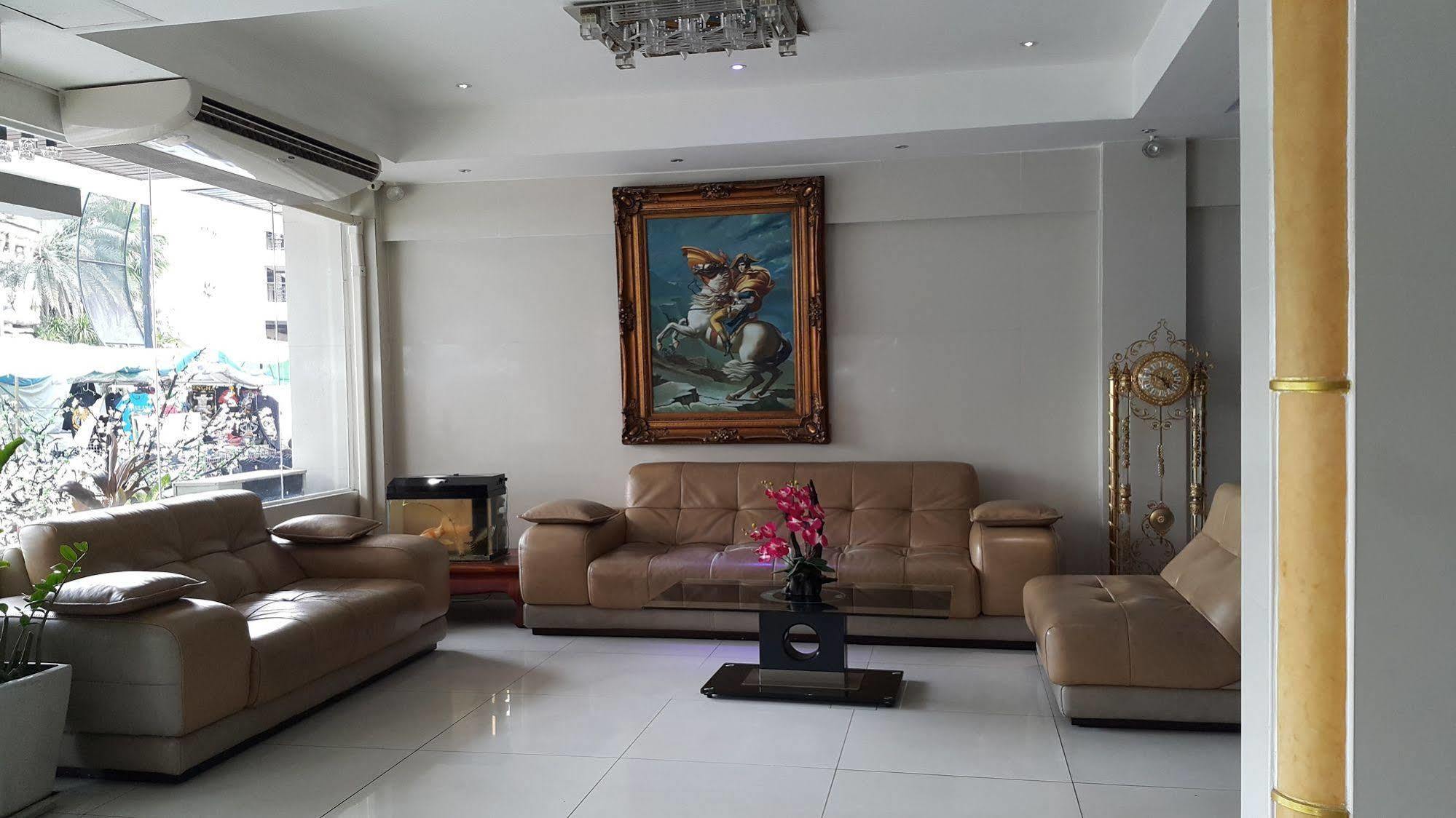 The Privi Suites Паттая Екстер'єр фото