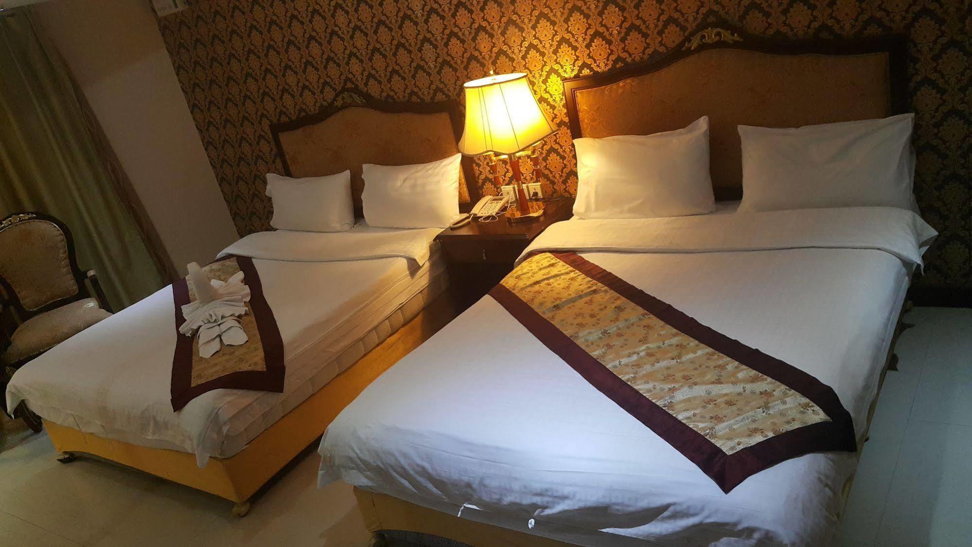 The Privi Suites Паттая Екстер'єр фото