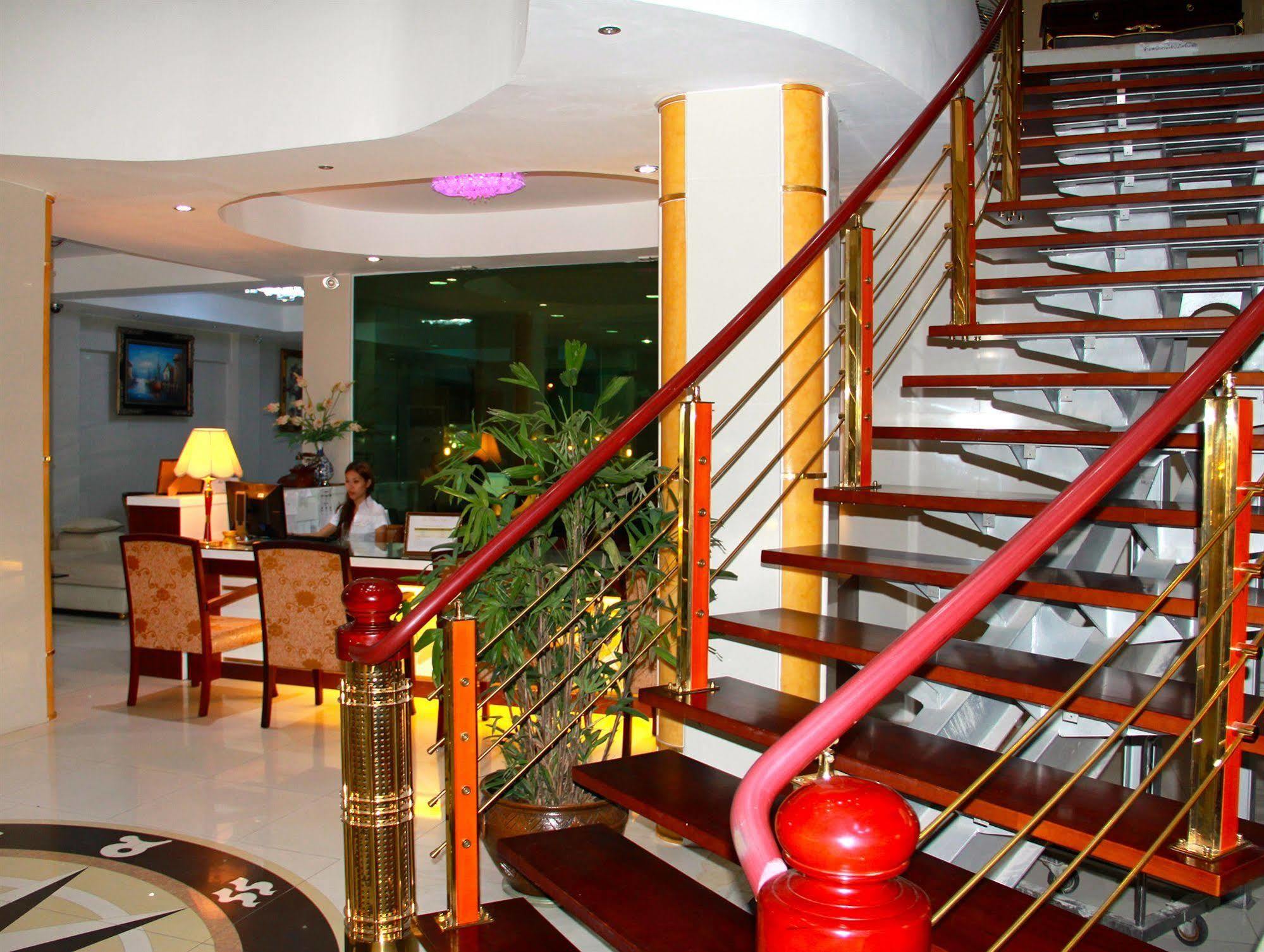 The Privi Suites Паттая Екстер'єр фото